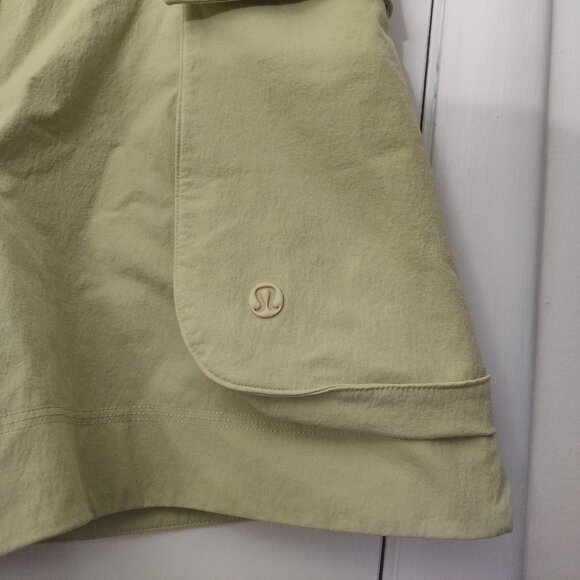 Lululemon Relaxed-Fit Super-High-Rise Cargo Short 4" - Picture 10 of 15